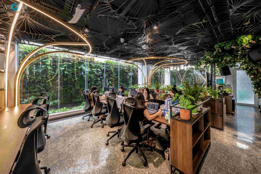 Đội ngũ 200+ kiến trúc sư Vacons Architects - Chuyên nghiệp, có bằng cấp Đại học, 10+ năm kinh nghiệm thiết kế không gian công cộng.