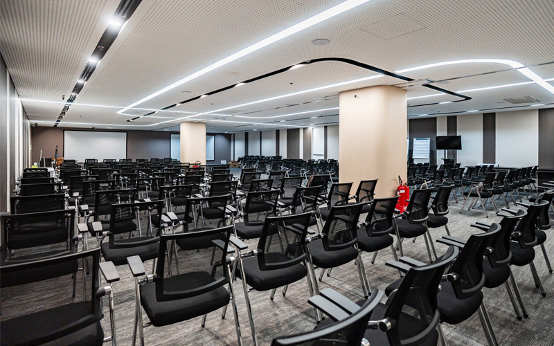 thiết kế văn phòng công ty hiện đại