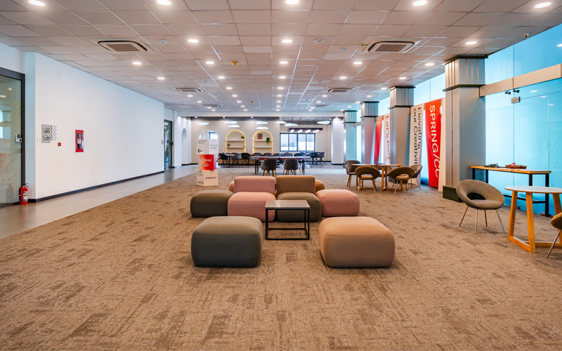 thiết kế văn phòng công ty hiện đại