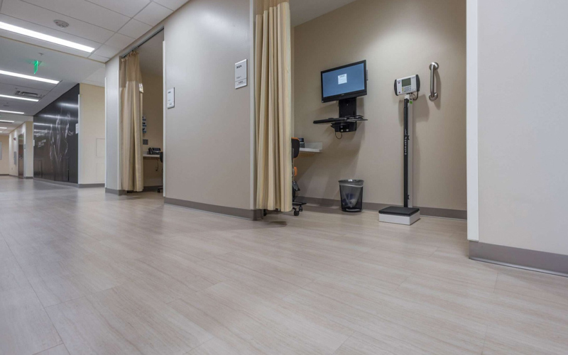 Thiết Kế Thi Công Sàn Vinyl Kháng Khuẩn Bệnh Viện