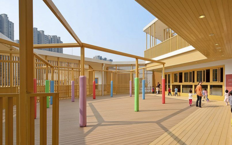 thiết kế sân vườn trường mầm non