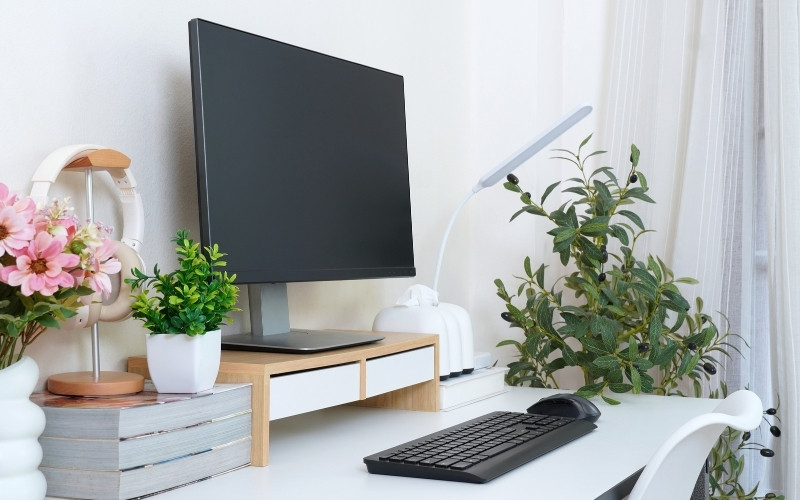10 Ý Tưởng Decor Bàn Làm Việc Văn Phòng Đẹp, Dễ Áp Dụng